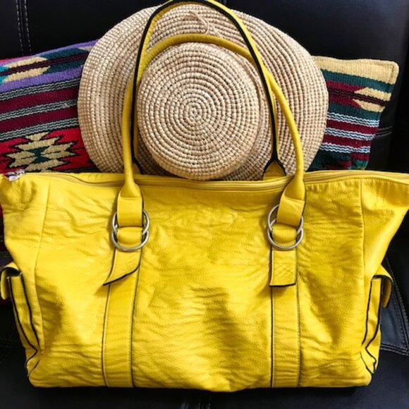 BUENO COLLECTION VINTAGE BRIGHT YELLOW TEXTURED 23" WEEKENDER OVERNIGHT TOTE BAG - Picture 16 of 16
